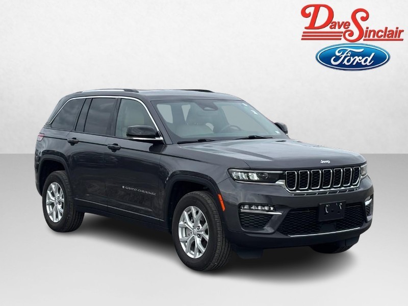 Jeep Grand Cherokee Vehicle Image 04