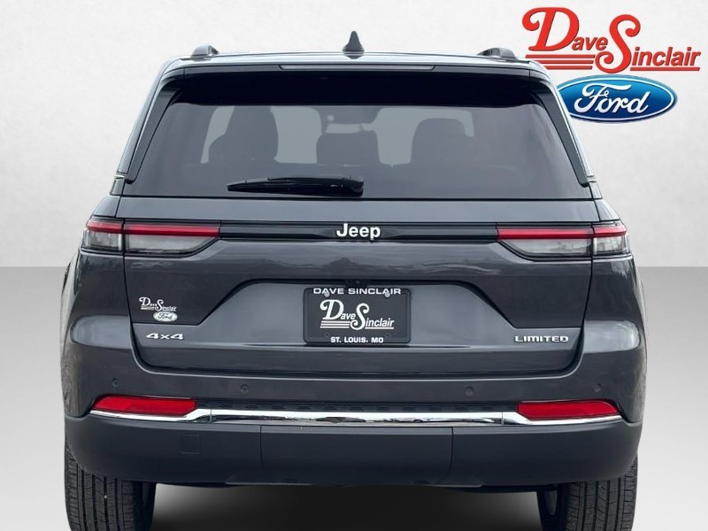Jeep Grand Cherokee Vehicle Image 08