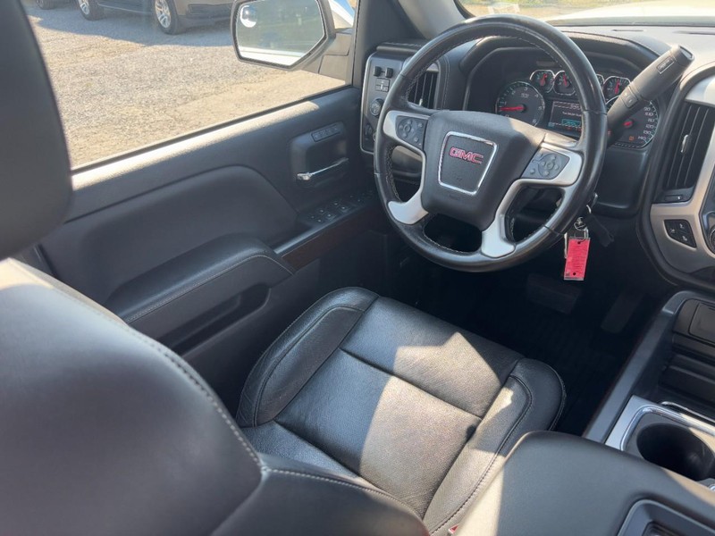 GMC Sierra 1500 Vehicle Image 14