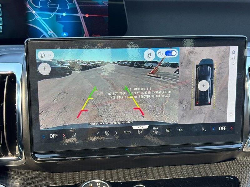 Ford Expedition Max Vehicle Full-screen Gallery Image 25