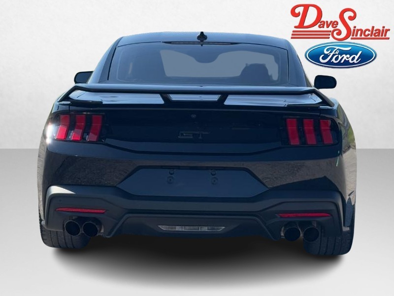 Ford Mustang Vehicle Full-screen Gallery Image 08