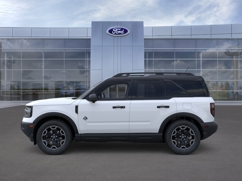 Ford Bronco Sport Vehicle Full-screen Gallery Image 04