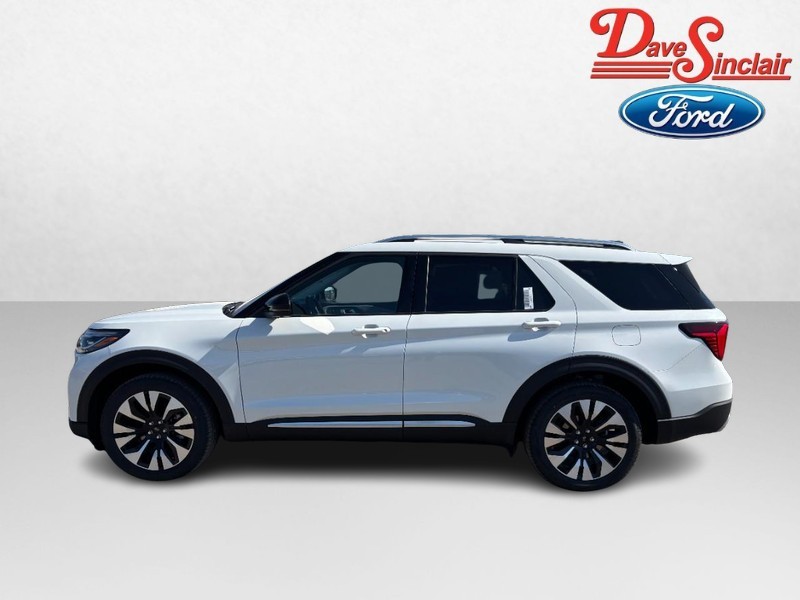 Ford Explorer Vehicle Image 10