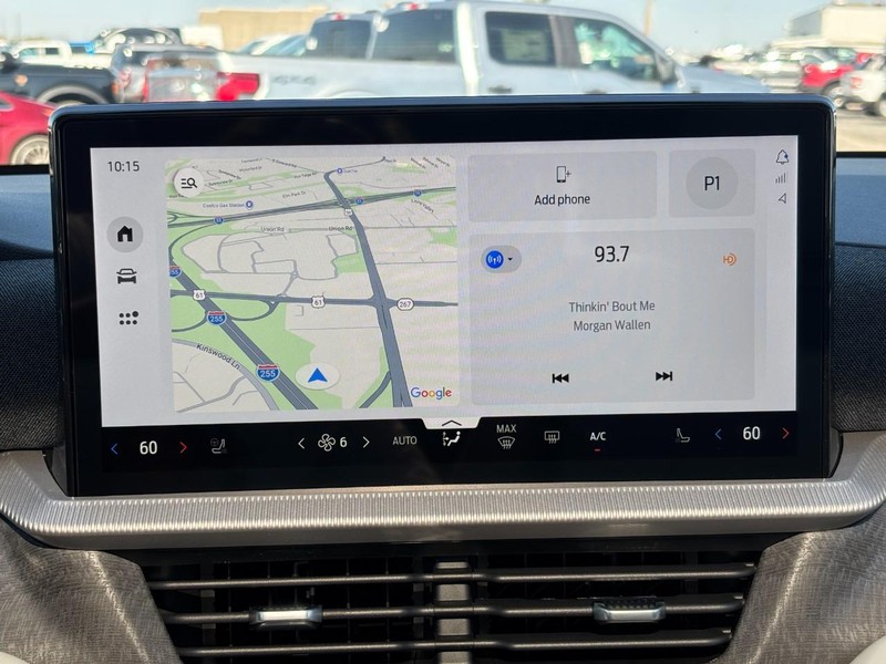 Ford Explorer Vehicle Image 23