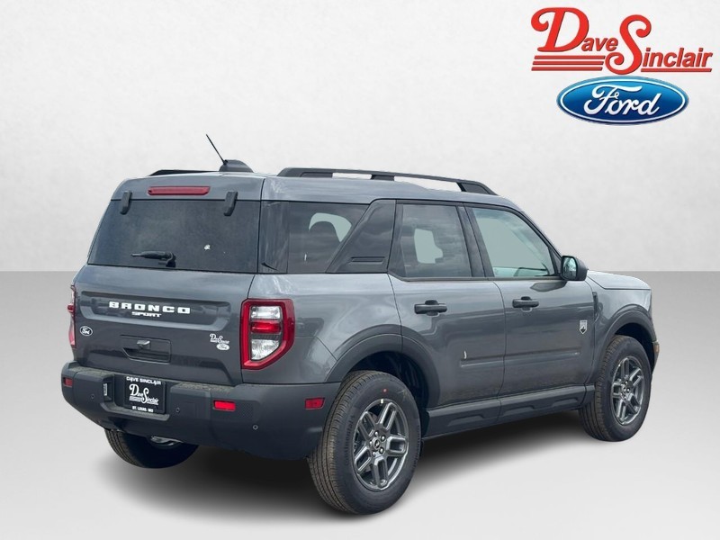 Ford Bronco Sport Vehicle Full-screen Gallery Image 07
