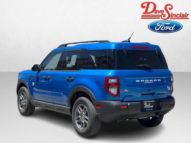 Ford Bronco Sport Vehicle Full-screen Gallery Image 09