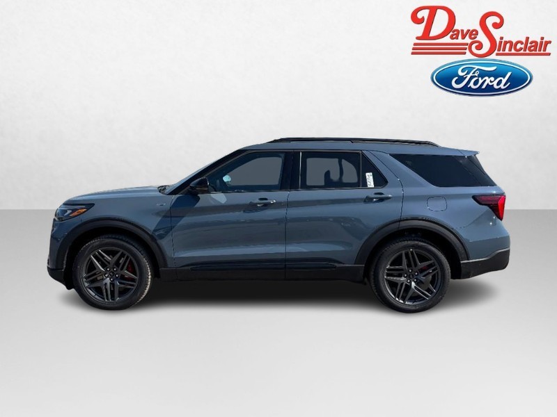 Ford Explorer Vehicle Full-screen Gallery Image 10