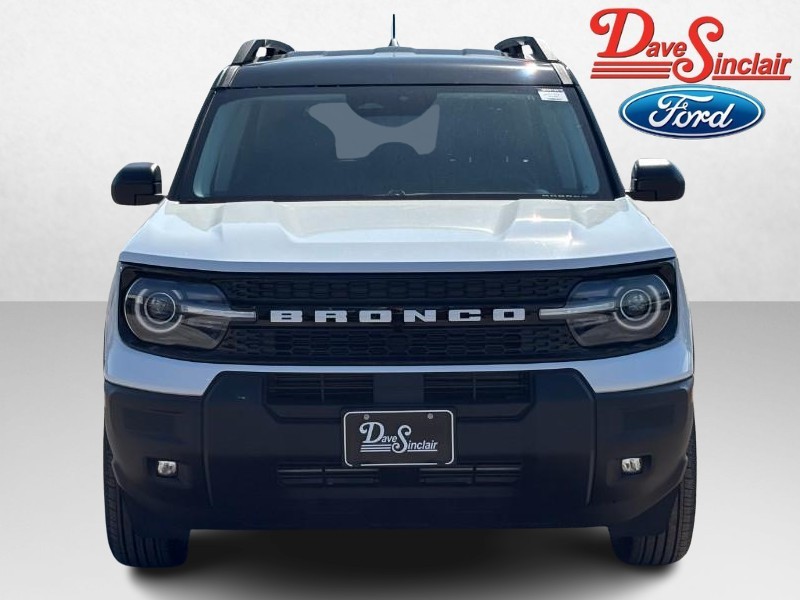 Ford Bronco Sport Vehicle Full-screen Gallery Image 02