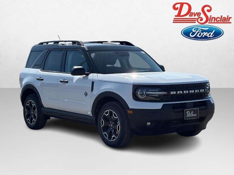 Ford Bronco Sport Vehicle Full-screen Gallery Image 04