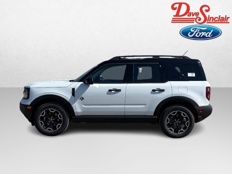 Ford Bronco Sport Vehicle Full-screen Gallery Image 10