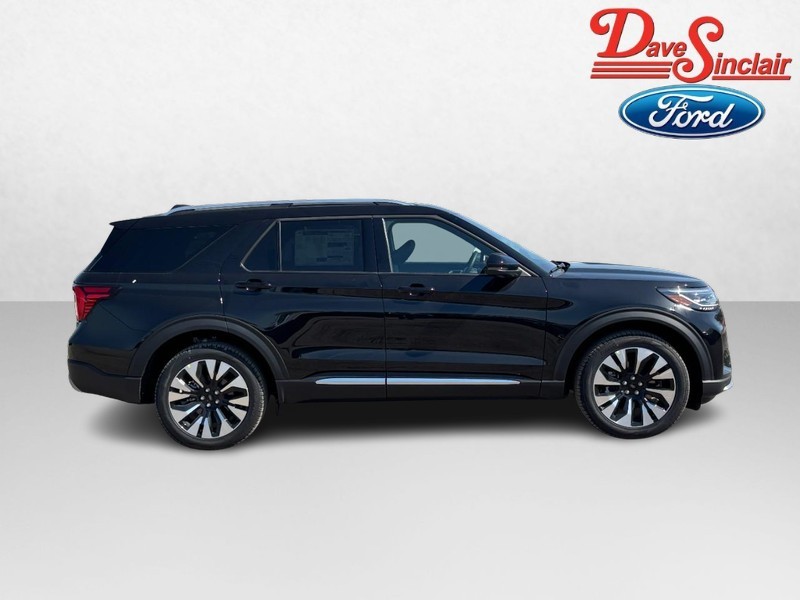 Ford Explorer Vehicle Full-screen Gallery Image 05