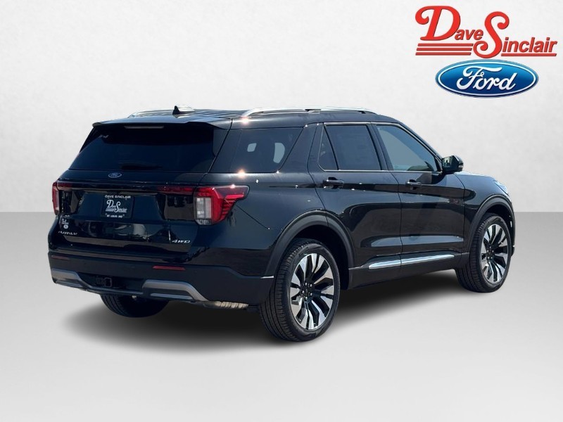 Ford Explorer Vehicle Full-screen Gallery Image 07