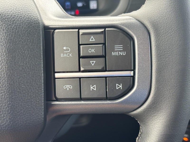 Ford F-150 Vehicle Full-screen Gallery Image 19
