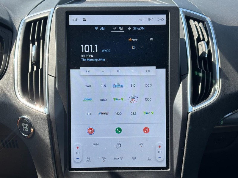 Ford Edge Vehicle Image 22