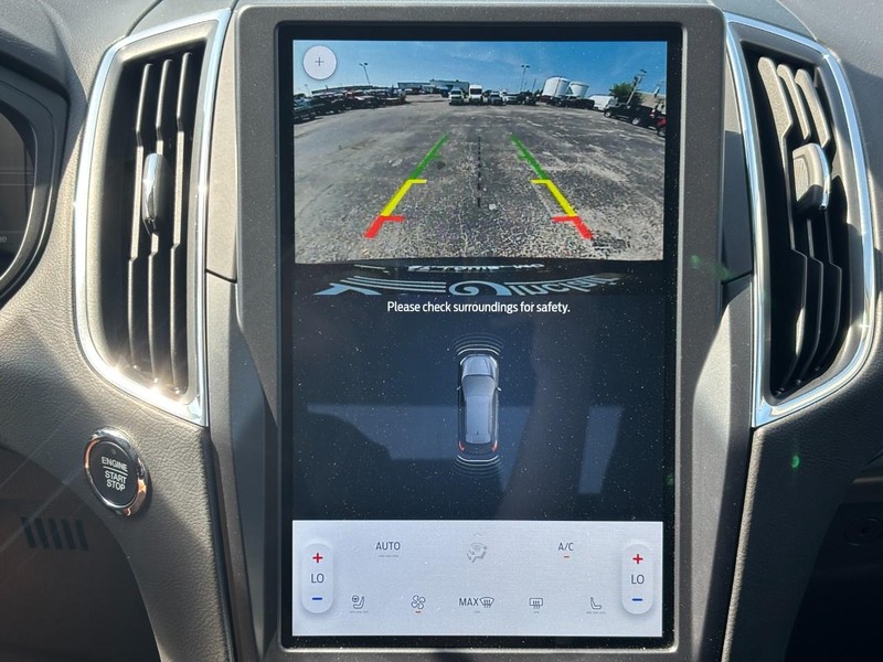 Ford Edge Vehicle Image 23