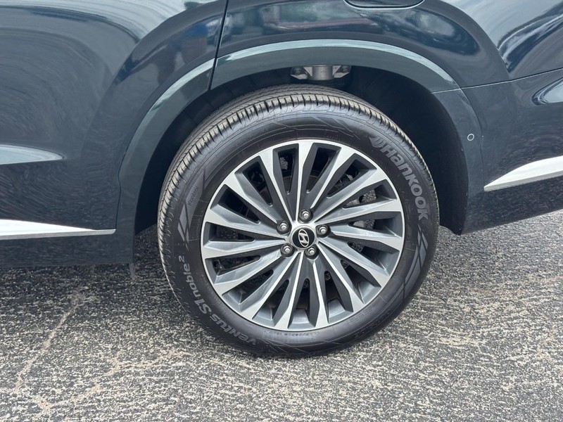 Hyundai Palisade Vehicle Full-screen Gallery Image 11