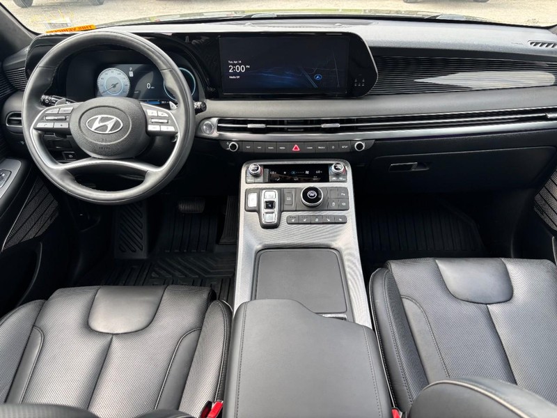 Hyundai Palisade Vehicle Full-screen Gallery Image 15