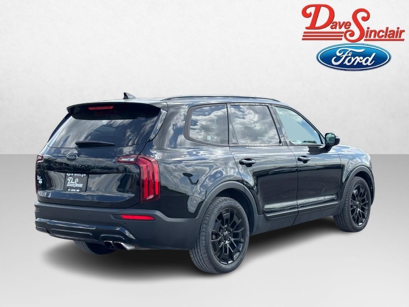 Kia Telluride Vehicle Full-screen Gallery Image 07