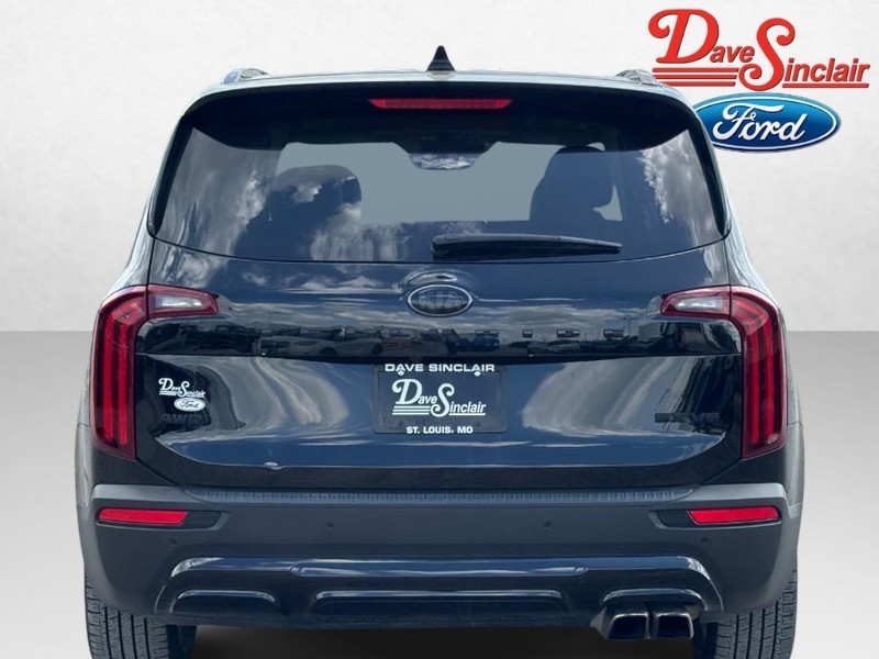 Kia Telluride Vehicle Full-screen Gallery Image 08