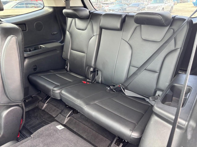 Kia Telluride Vehicle Full-screen Gallery Image 12