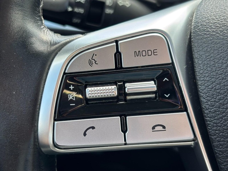 Kia Telluride Vehicle Full-screen Gallery Image 19