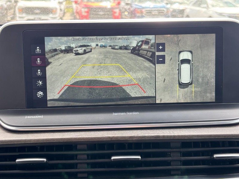 Kia Telluride Vehicle Full-screen Gallery Image 24