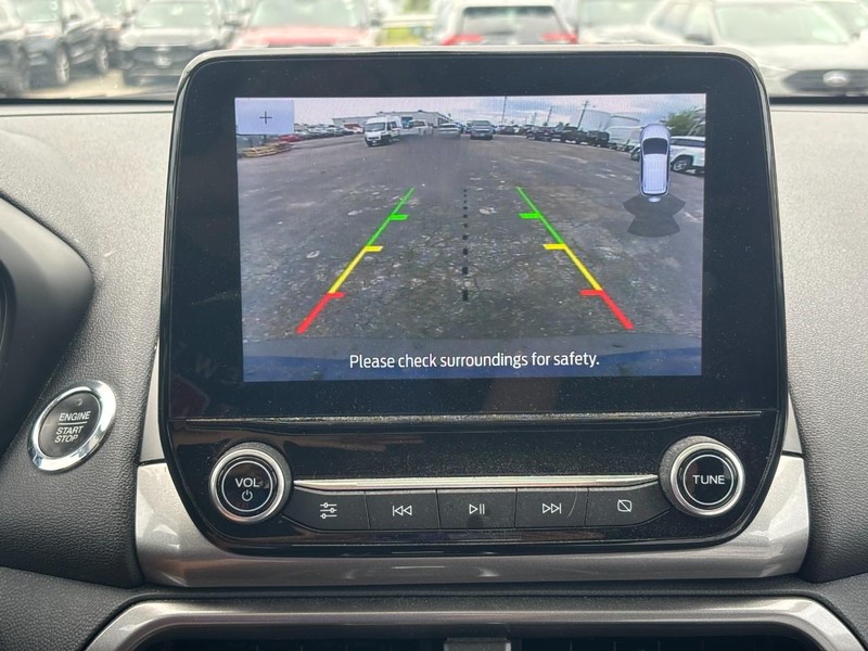 Ford EcoSport Vehicle Image 22