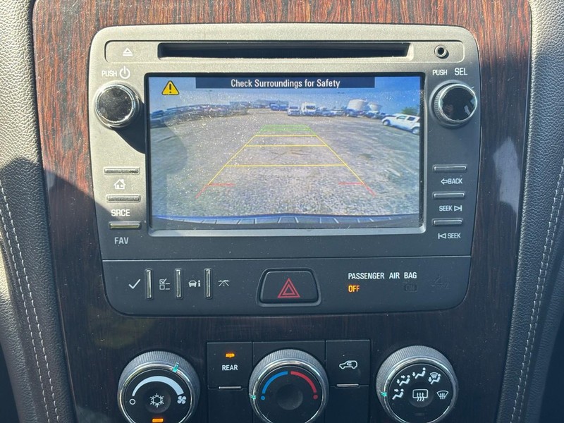 Chevrolet Traverse Vehicle Image 24