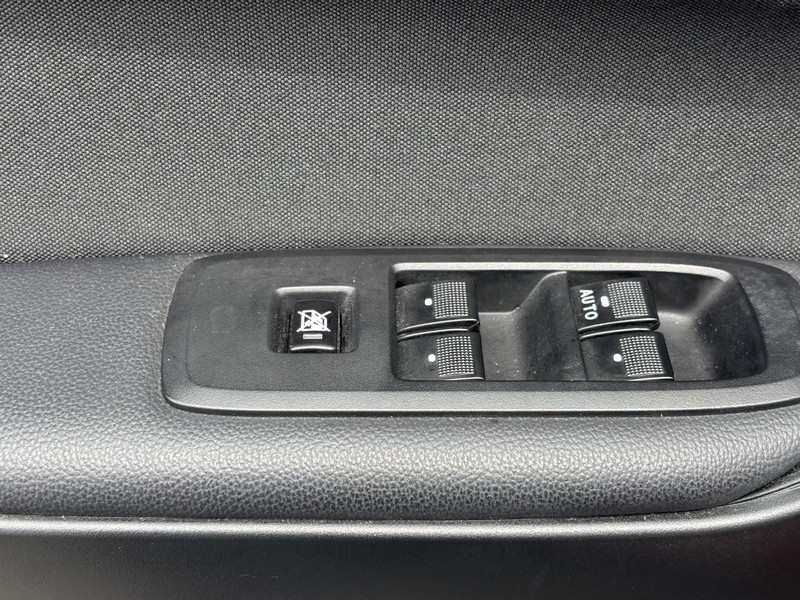 Ford Ranger Vehicle Full-screen Gallery Image 20