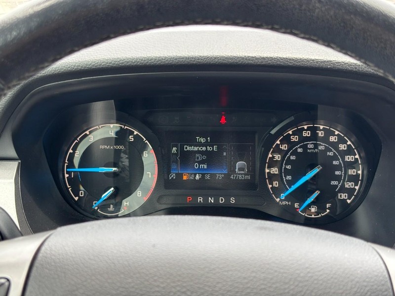 Ford Ranger Vehicle Full-screen Gallery Image 23