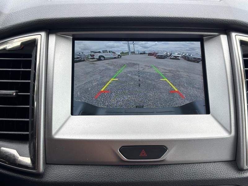 Ford Ranger Vehicle Full-screen Gallery Image 25