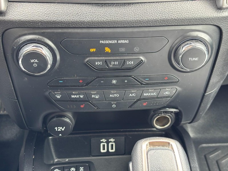 Ford Ranger Vehicle Full-screen Gallery Image 26