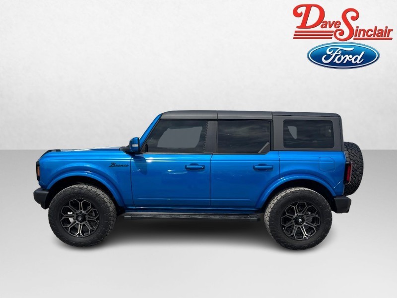 Ford Bronco Vehicle Full-screen Gallery Image 10