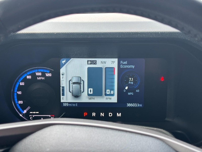 Ford Bronco Vehicle Full-screen Gallery Image 21