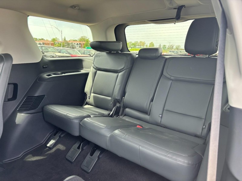 Ford Expedition Vehicle Image 12