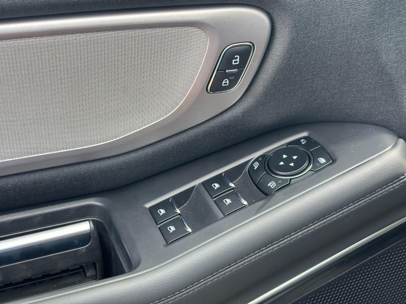 Ford Expedition Vehicle Image 18
