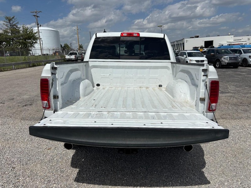 Ram 1500 Vehicle Full-screen Gallery Image 11