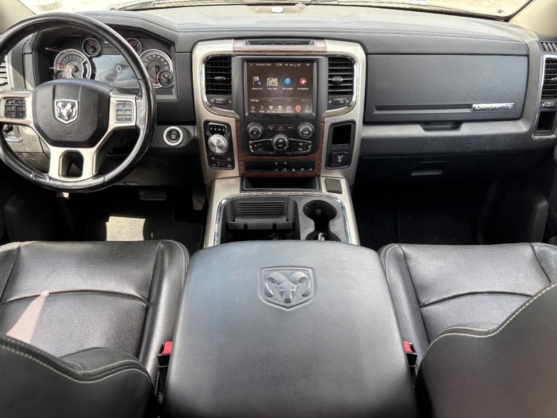 Ram 1500 Vehicle Full-screen Gallery Image 15
