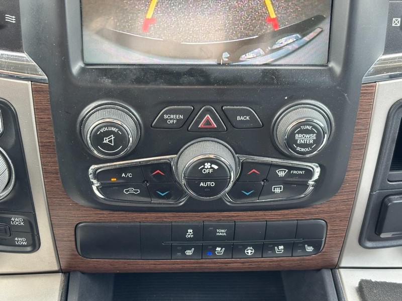 Ram 1500 Vehicle Full-screen Gallery Image 25