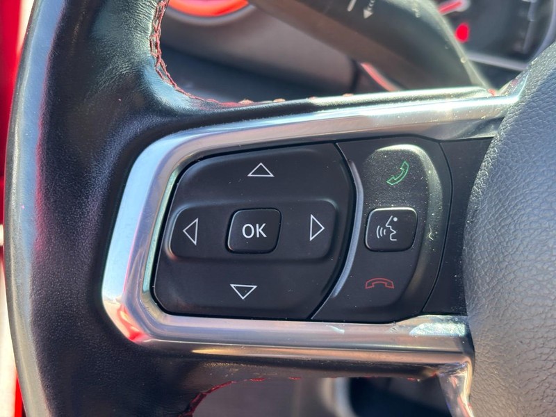 Jeep Wrangler Unlimited Vehicle Full-screen Gallery Image 18