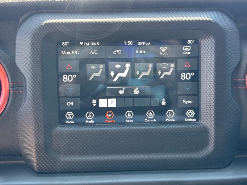 Jeep Wrangler Unlimited Vehicle Full-screen Gallery Image 21