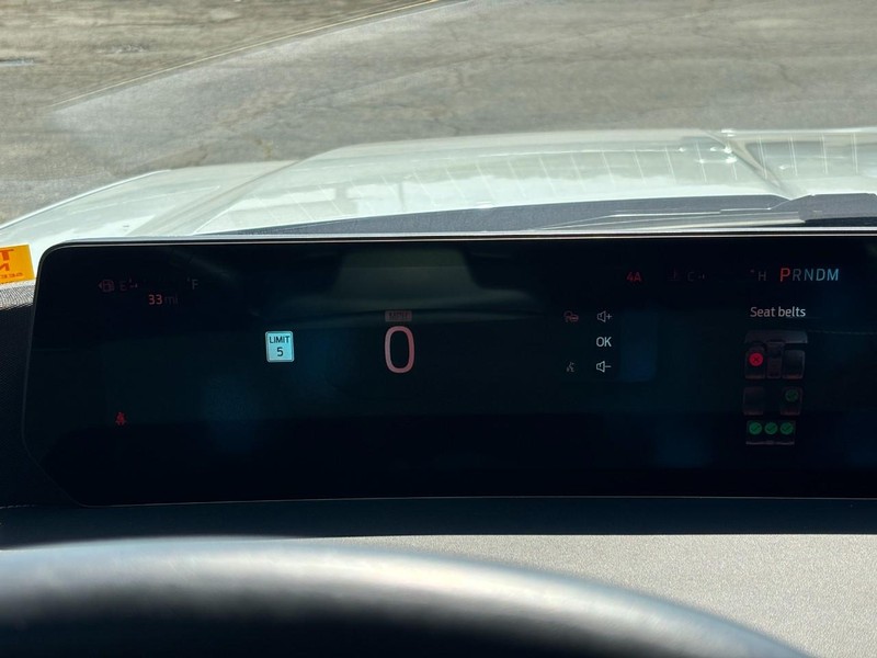 Ford Expedition Vehicle Image 22