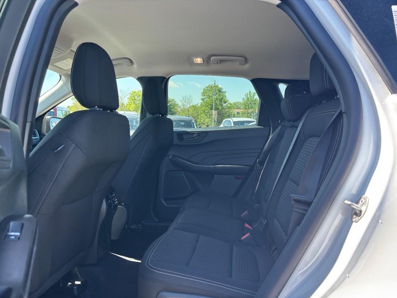 Ford Escape Vehicle Image 12
