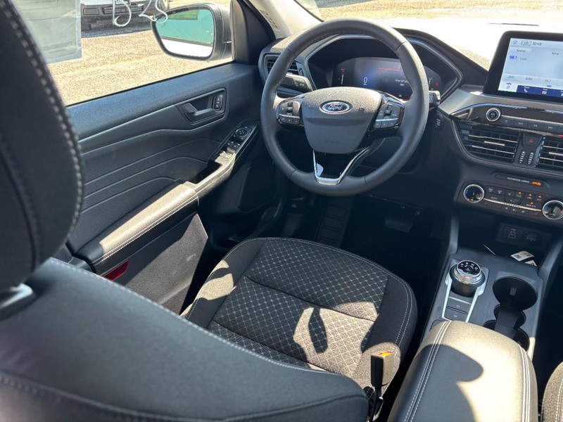 Ford Escape Vehicle Image 13