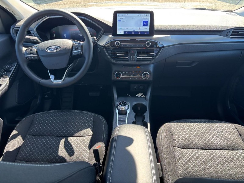 Ford Escape Vehicle Image 14