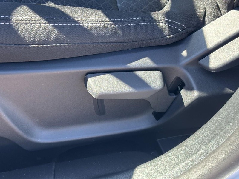 Ford Escape Vehicle Image 16