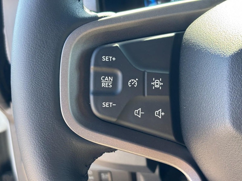 Ford Bronco Vehicle Full-screen Gallery Image 17