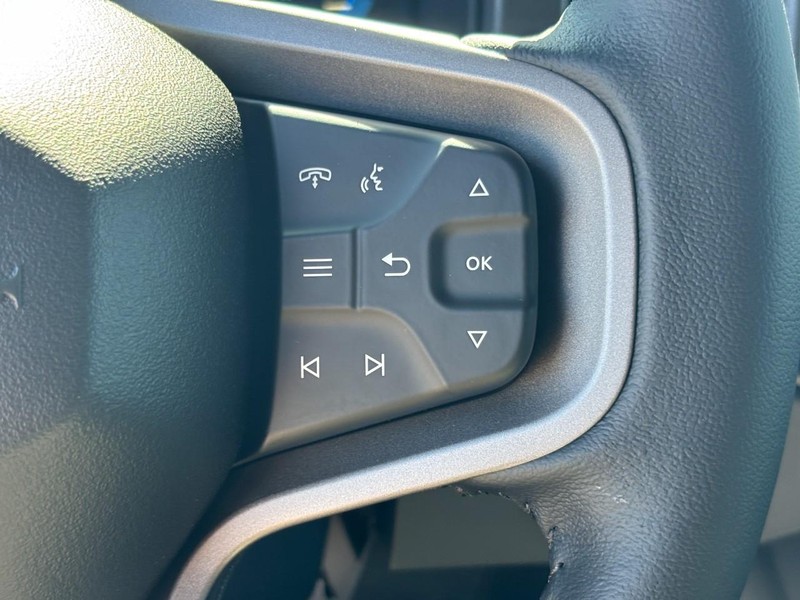 Ford Bronco Vehicle Full-screen Gallery Image 18