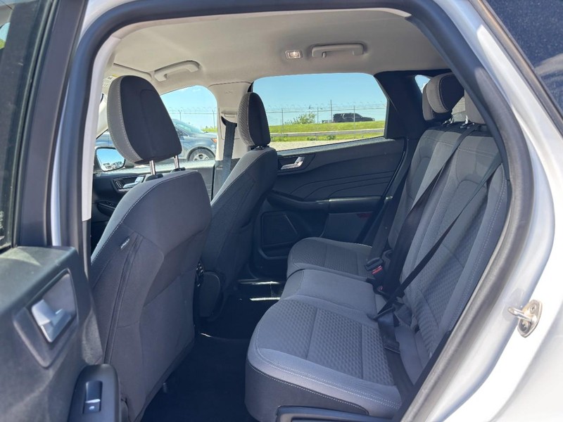 Ford Escape Vehicle Image 12