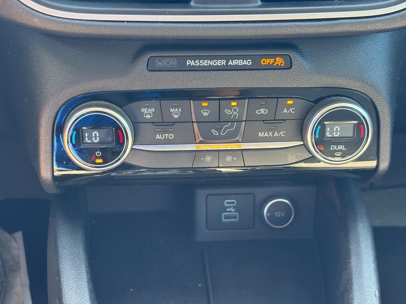 Ford Escape Vehicle Image 23